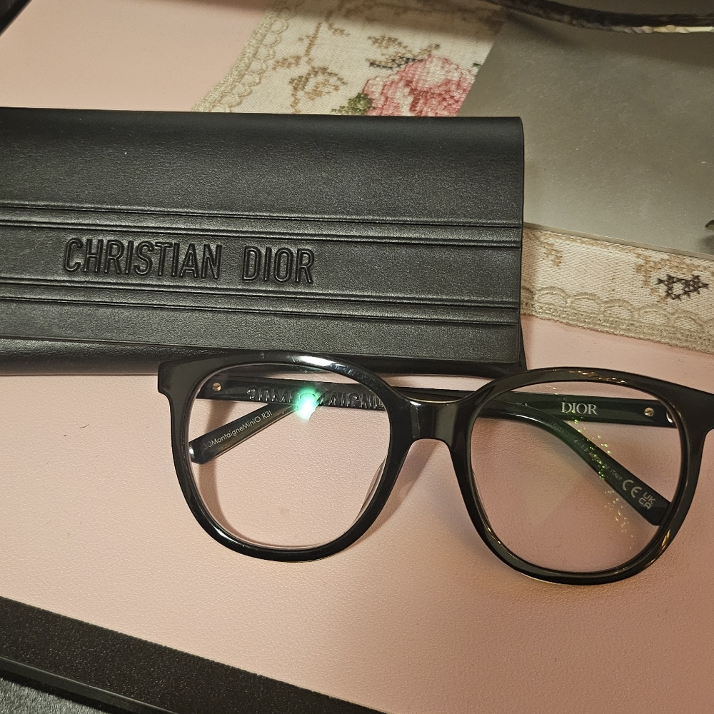 Dior Elegant Black Eyewear